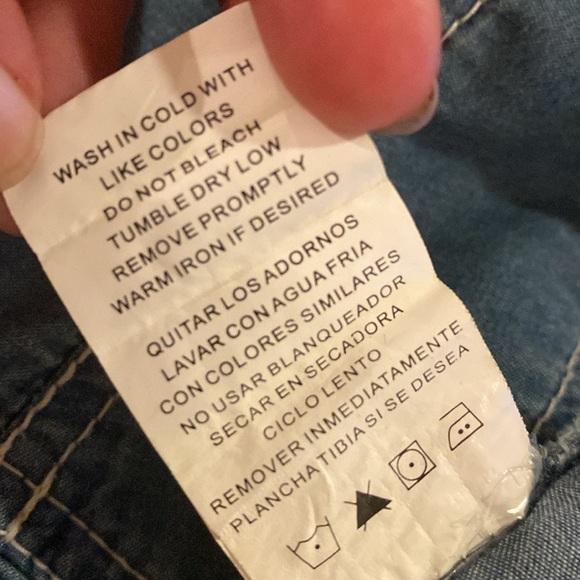 XOXO Denim Blue Jean Jacket Asymmetrical Juniors Cropped Size L - Picture 6 of 6